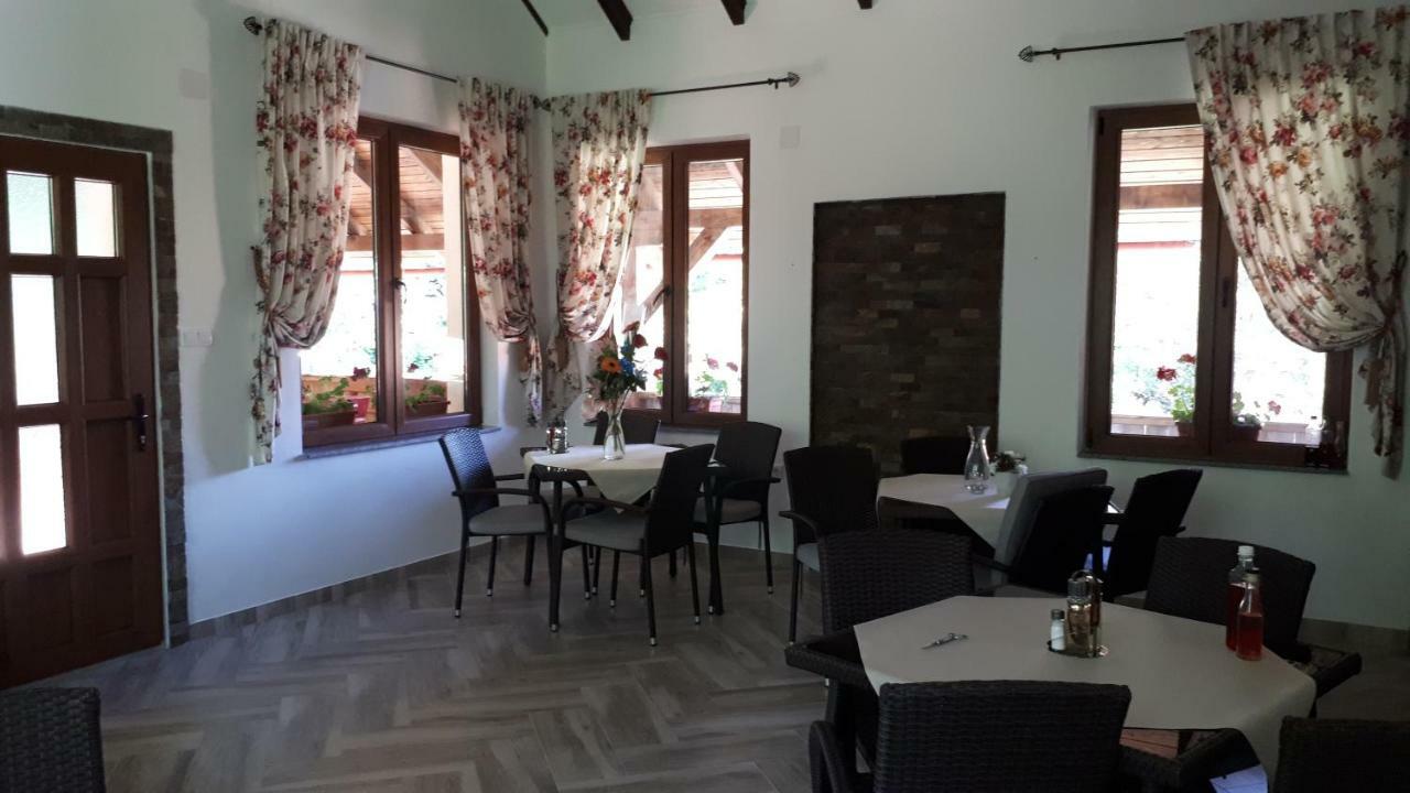 Patakmenti Panzio Spa Corund  Eksteriør billede